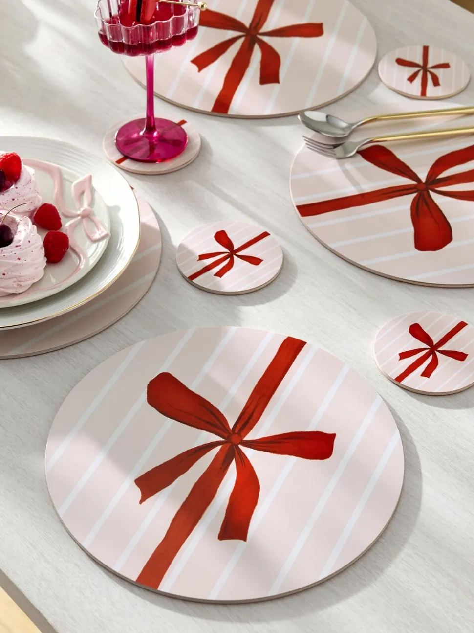 4 Pieces Kerstmis Strik Placemats en Onderzetters Set met kurken achterkant