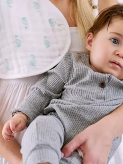 aden + anais - Set van 2 katoenen mousseline slabbetjes