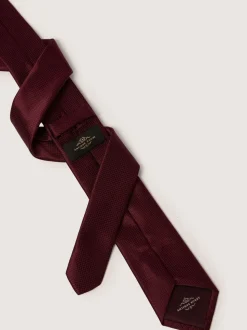 Antique Rogue Texture Tie