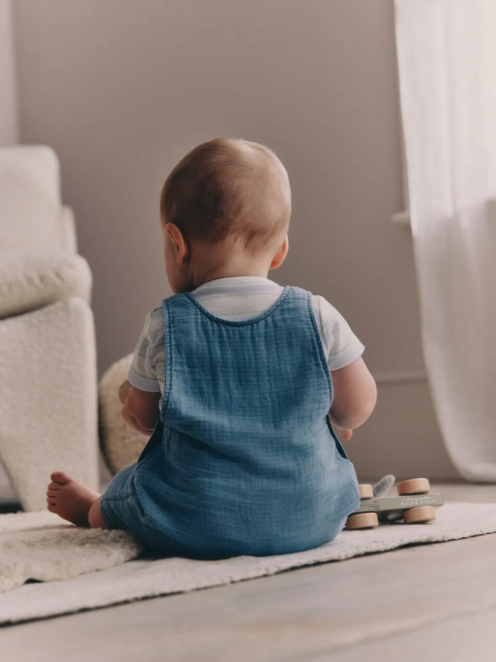 Blauw met beren - Woven Dungarees and Bodysuit Baby Set (0mths-2yrs)