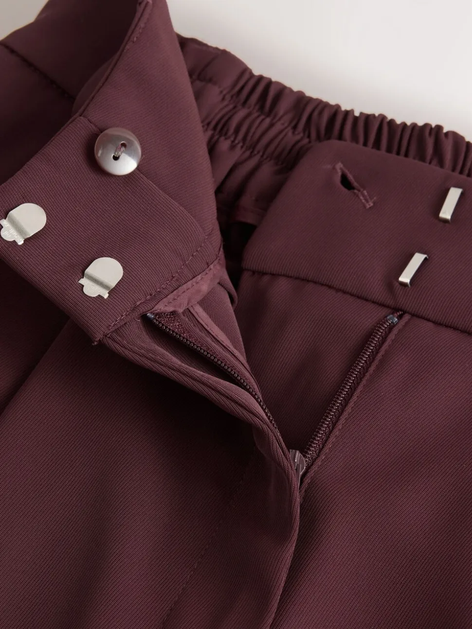 Bordeauxrood - Broek met wijde pijpen en elastiek in de achterkant
