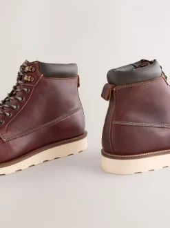 Bordeauxrood - Tall Apron Wedge Boots