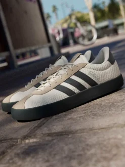 Bruin - adidas VL Court sneakers