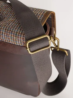 Bruin - Harris Tweed Messenger
