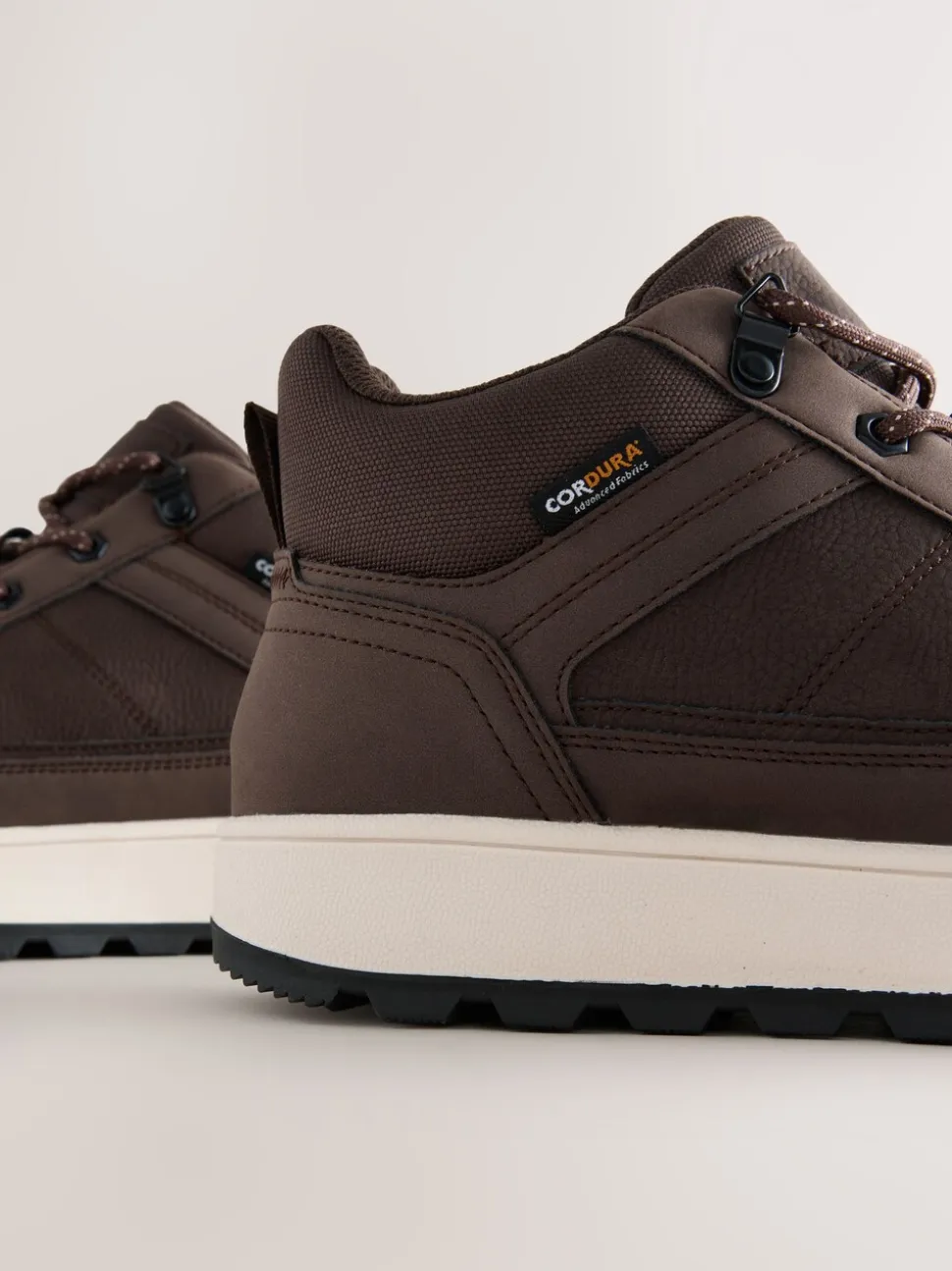 Bruin - Hiker Style Sports Boots