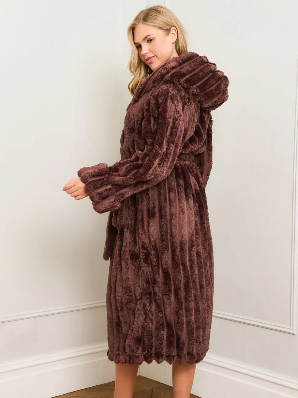 Bruin - Jim Jam the Label Chocolate Ribbed Dressing Brown Gown
