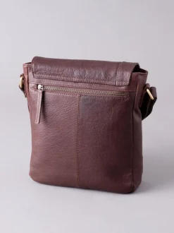 Bruin - Lakeland Leather Keswick messenger bag, medium