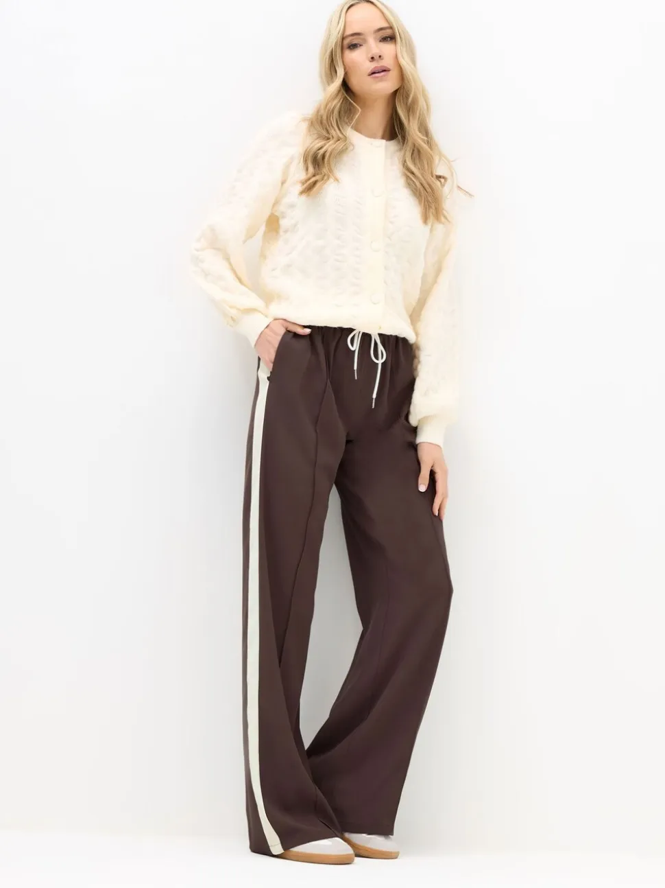 Bruin - Long Tall Sally broek met wijde pijpen