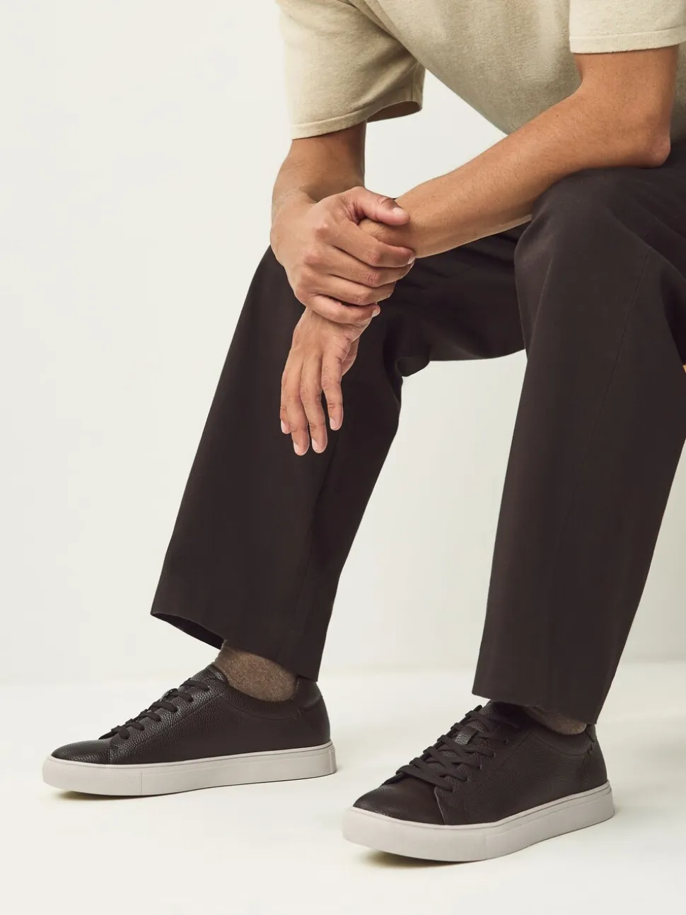 Bruin - Minimal sneakers