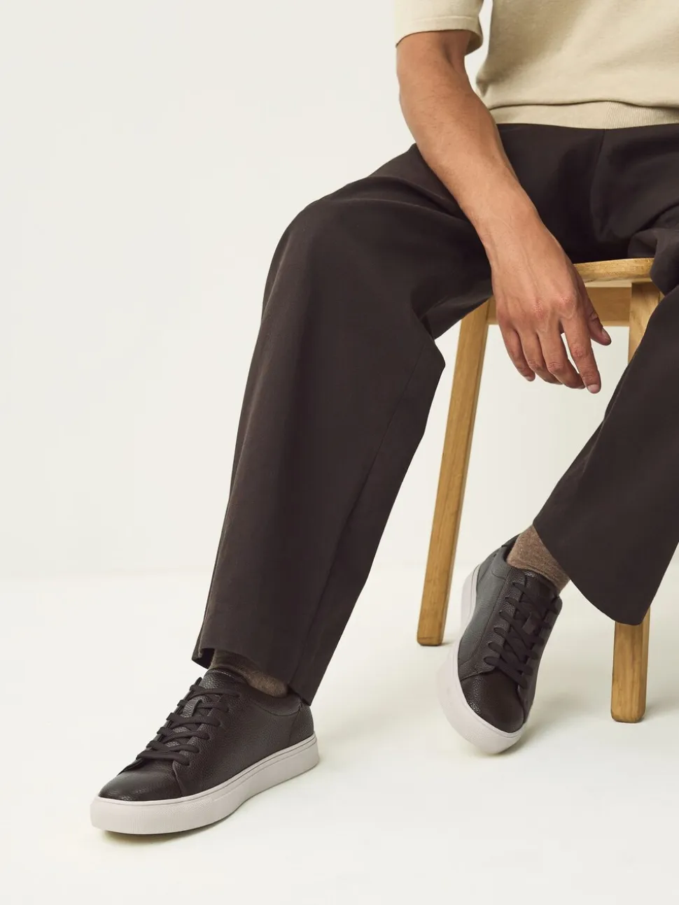Bruin - Minimal sneakers