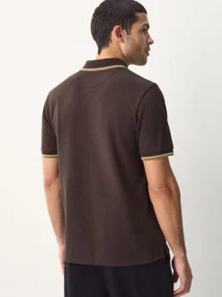 Bruin - Regular fit poloshirt met korte mouwen en contrasterende randen