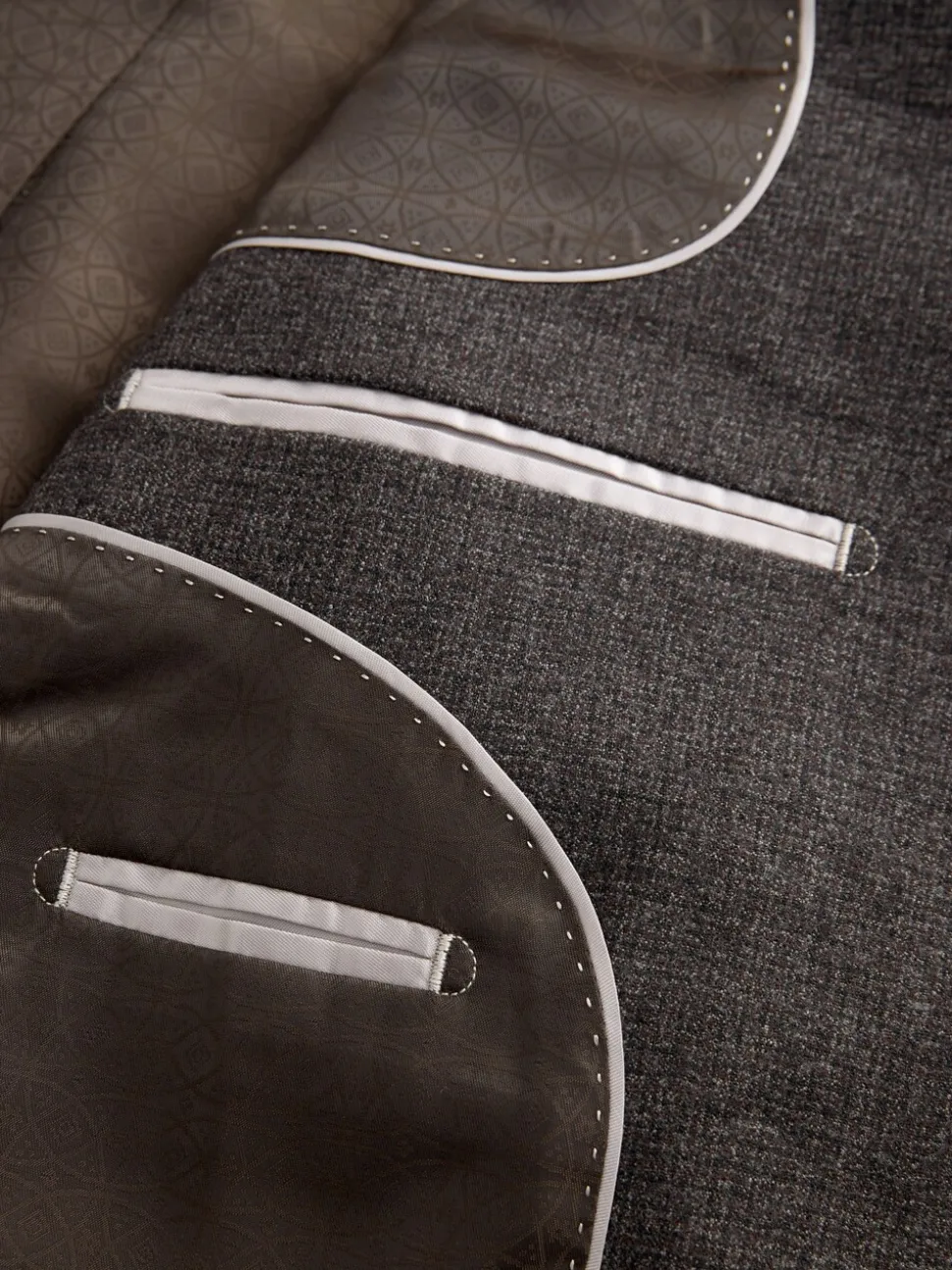 Bruin - Slim Fit Signature Cerruti Italian Wool Puppytooth Suit Jacket