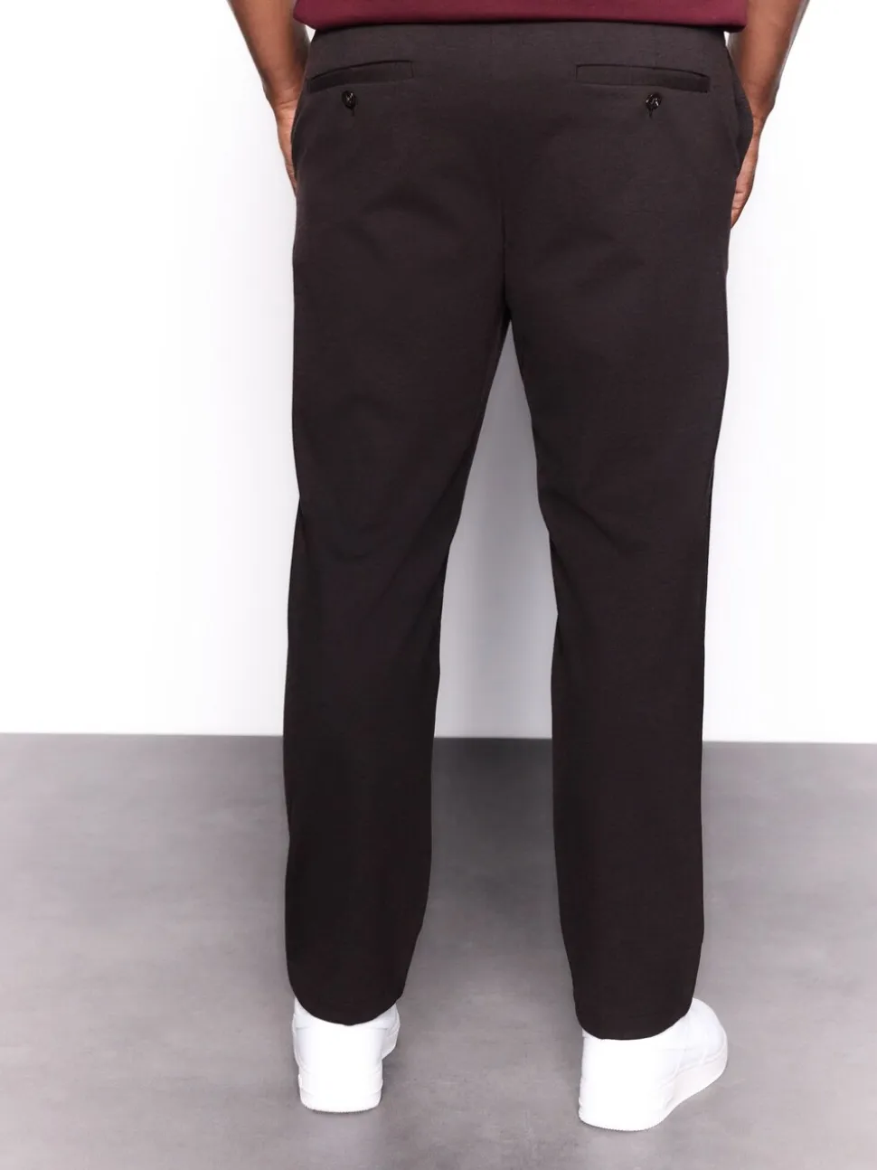 Bruin - Slimme broek met elastische tailleband en wolgehalte