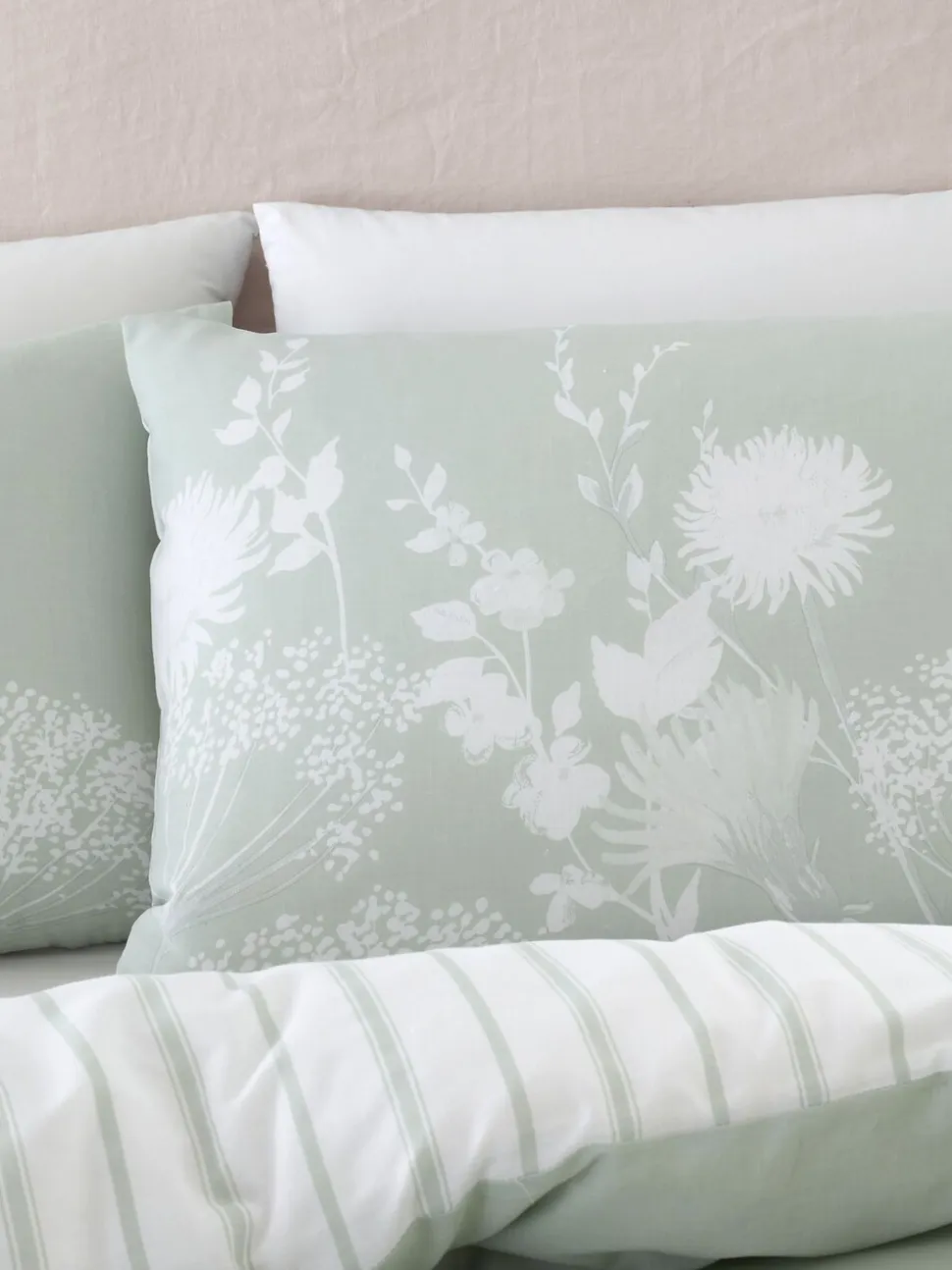 Catherine Lansfield - Meadowsweet omkeerbare dekbedovertrekset met bloemenprint