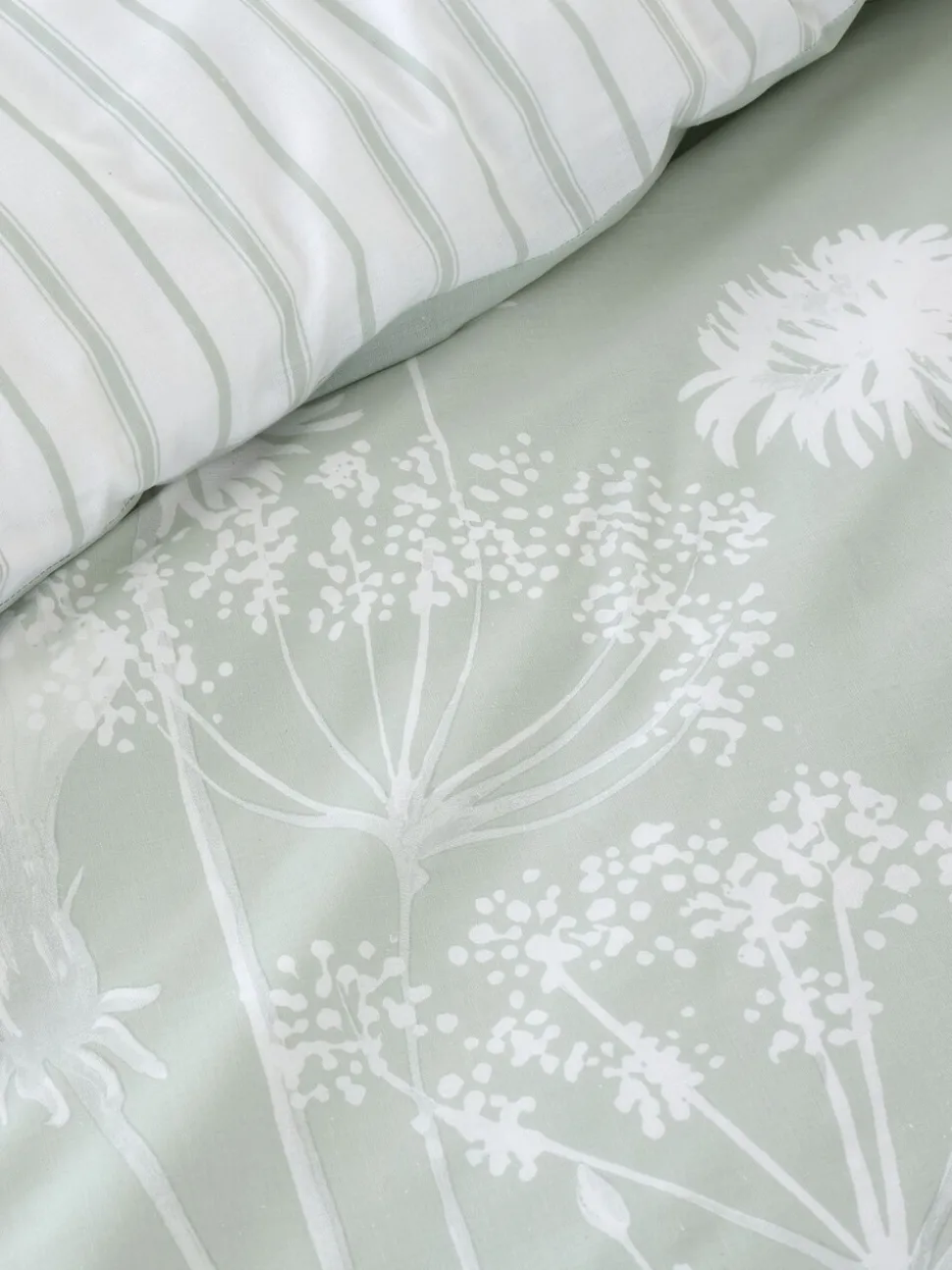 Catherine Lansfield - Meadowsweet omkeerbare dekbedovertrekset met bloemenprint