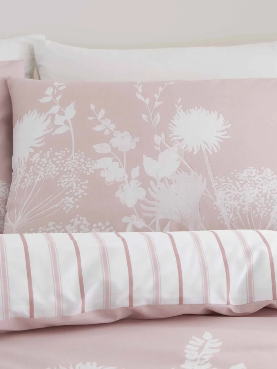 Catherine Lansfield - Meadowsweet omkeerbare dekbedovertrekset met bloemenprint