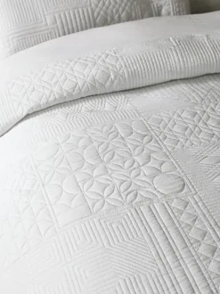 Catherine Lansfield Folkstone Geo Duvet Cover Set