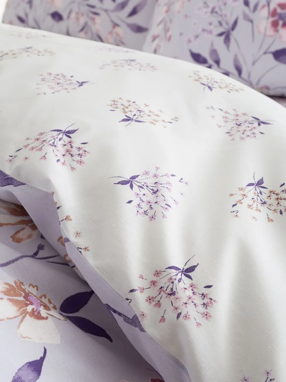 Catherine Lansfield Isadora Floral Reversible Duvet Cover Set
