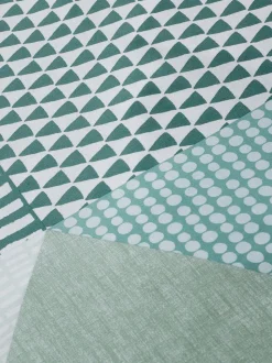 Catherine Lansfield Larsson set van dekbedovertrek en sloop met geometrische print