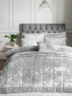 Catherine Lansfield sprei van gekreukt fluweel