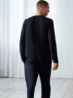 Chelsea Peers TENCEL™ Modal Long Crew Neck Pyjama Set