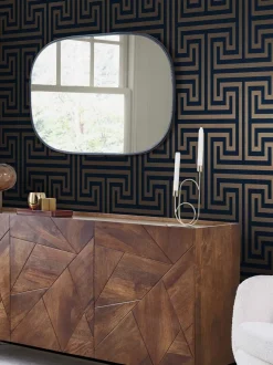Chic Geometric Fretwork 10M Wallpaper