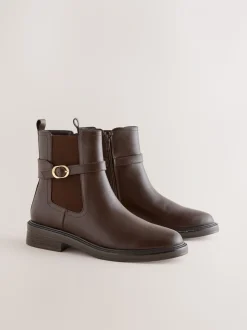 Chocoladebruin - Chelsea Boots met gesp