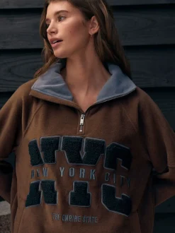 Chocoladebruin - Fleece trui met korte rits