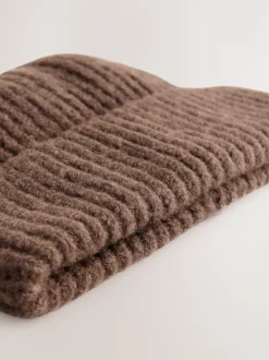 Chocoladebruin - Fluffy beanie-muts (1-16jr)