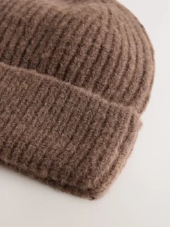 Chocoladebruin - Fluffy beanie-muts (1-16jr)