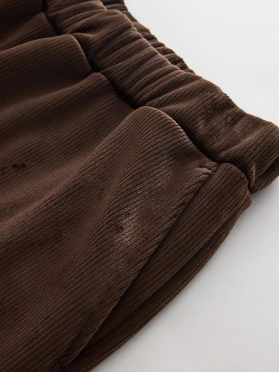 Chocoladebruin - Soft Feel Cord Wide Leg Trousers