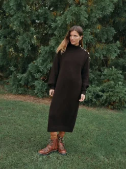 Chocoladebruin - Stand Neck Knitted Midi Jumper Dress