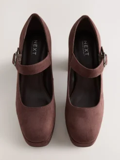 Chocoladebruine microvezel - Forever Comfort® Brogue Mary Jane Platform Blokhakken met Plateauzool