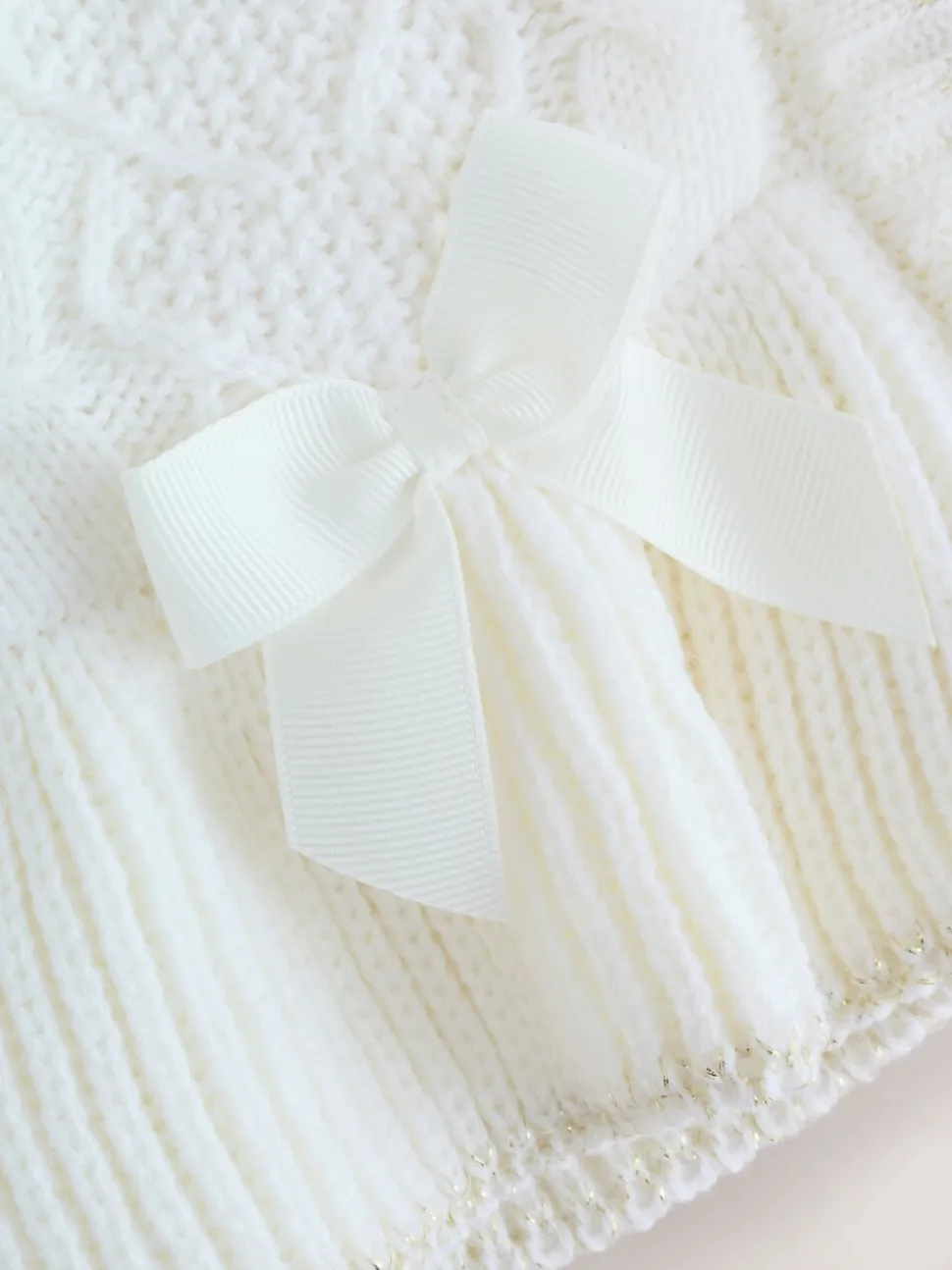 Crème - Baker by Ted Baker gebreide vestjas met strikdetail