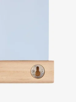 Decoratief houten tafereel met lentehuis ornament