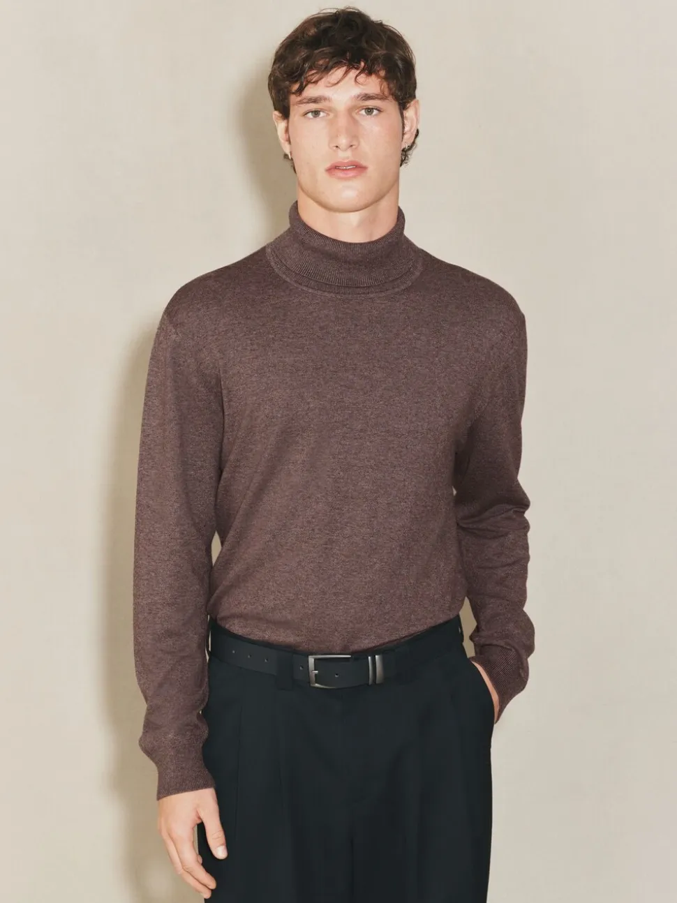 Donker kiezelkleurig - EDIT Gebreid poloshirt met lange mouwen en rolkraag