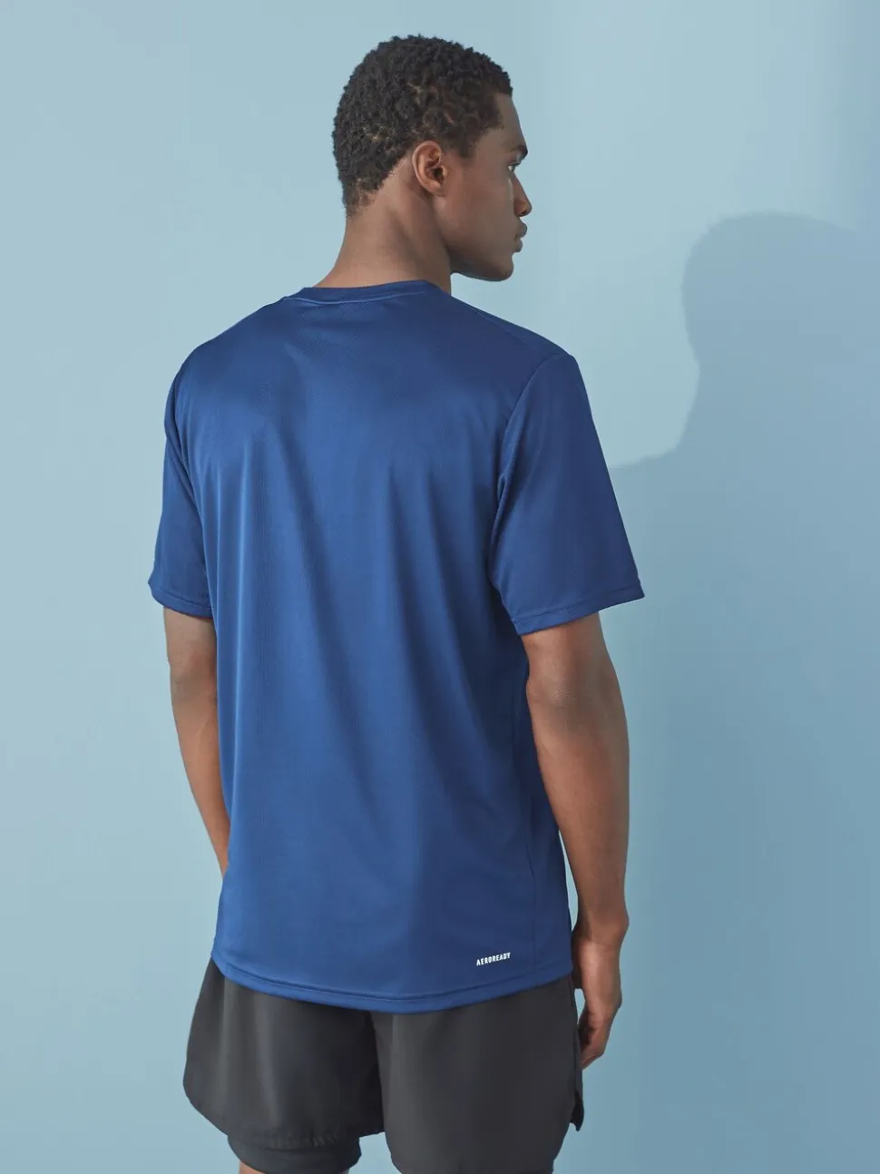 Donkerblauw - adidas Train Essentials trainingsshirt
