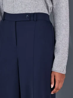 Donkerblauw - Modieuze lange shorts