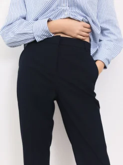 Donkerblauw - Nauwsluitende, op maat gemaakte broek van wol