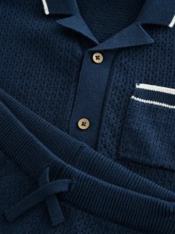 Donkerblauw - Set van gebreid poloshirt met textuur en reverskraag en shorts (3mnd -10jr)