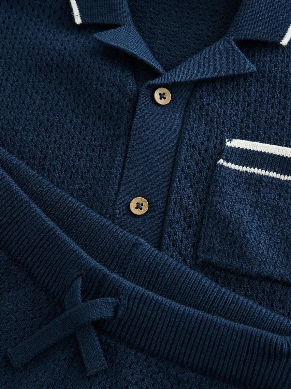 Donkerblauw - Set van gebreid poloshirt met textuur en reverskraag en shorts (3mnd -10jr)