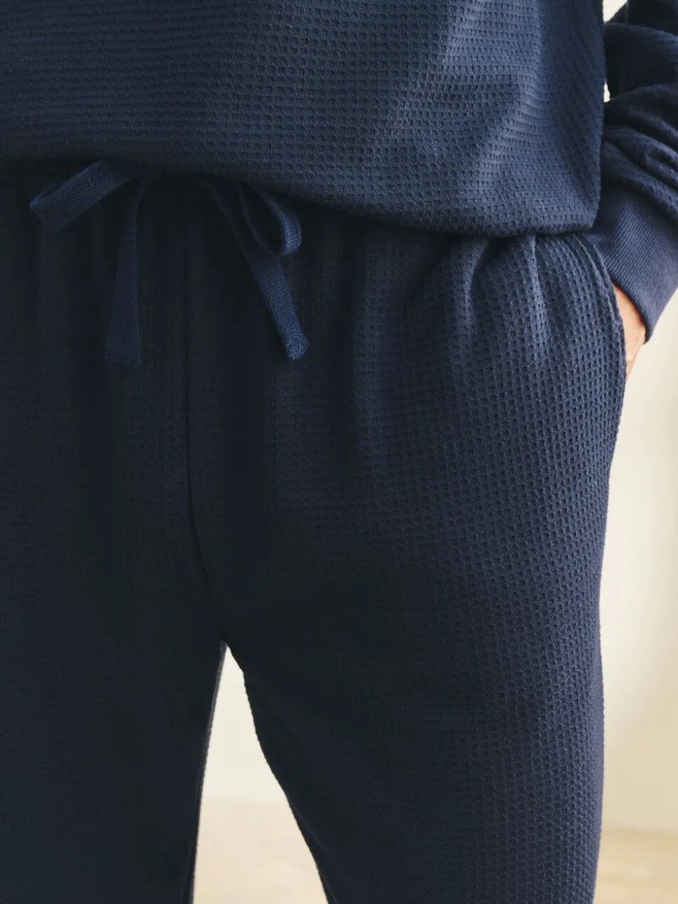 Donkerblauw - Zachte pyjama met top met wafeldessin en lange mouwen