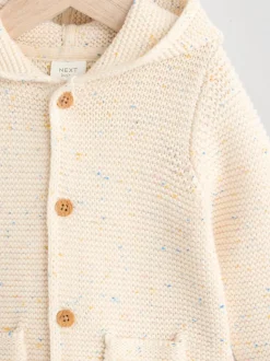 Ecru gemêleerd - Gebreid babyvest met capuchon