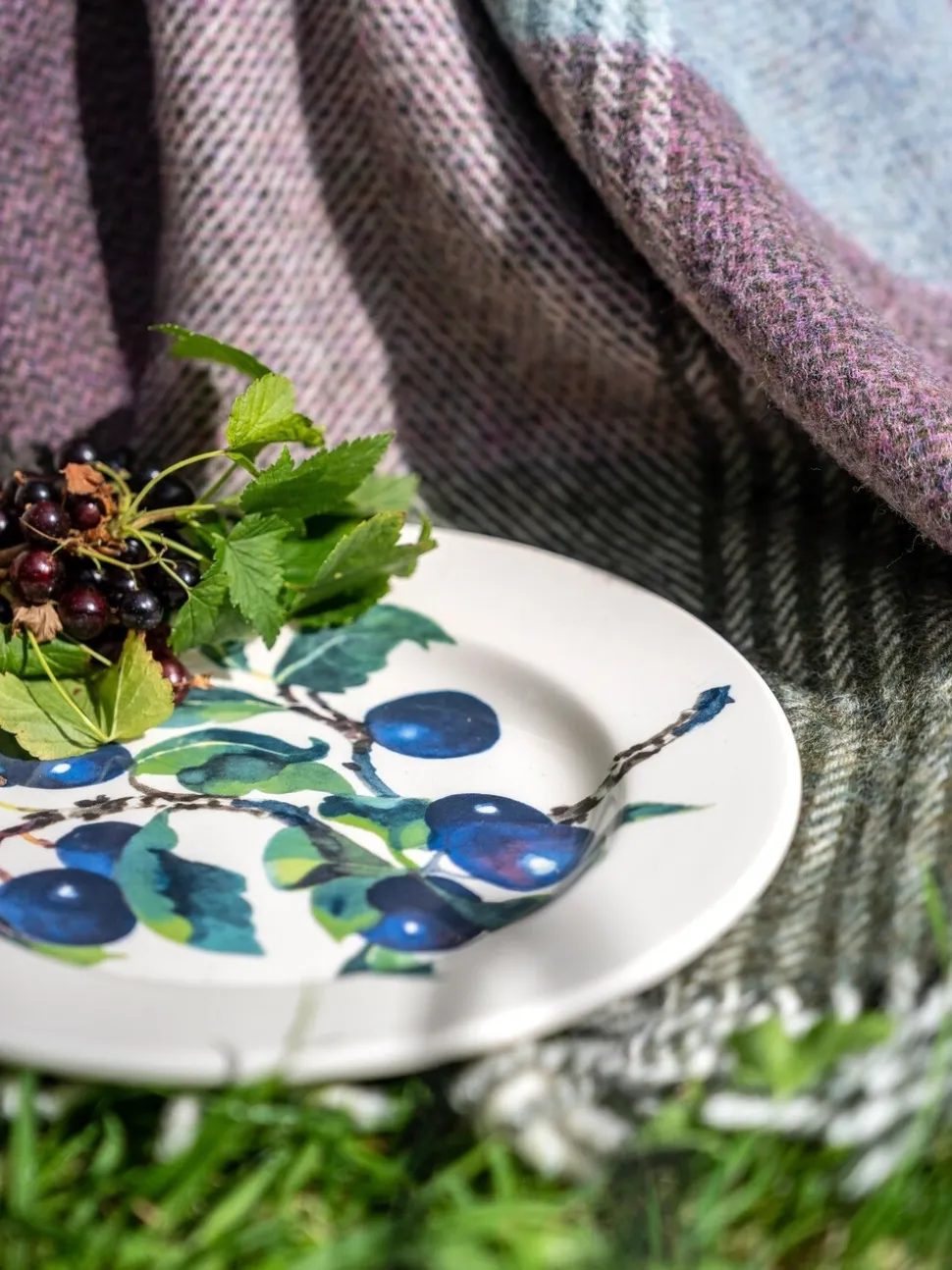 Emma Bridgewater Damson 8 1/2 Inch Side Plate
