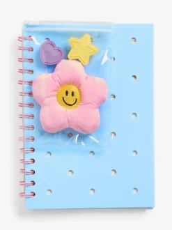 Flower Power A5 gelinieerd notitieboek met bedels op de voorkant