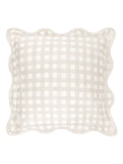 furn. Scallop Edge Gingham Cushion