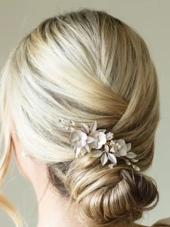 Goud - Ivory & Co - Gardenia klem met kristallen, parels en geëmailleerde bloem