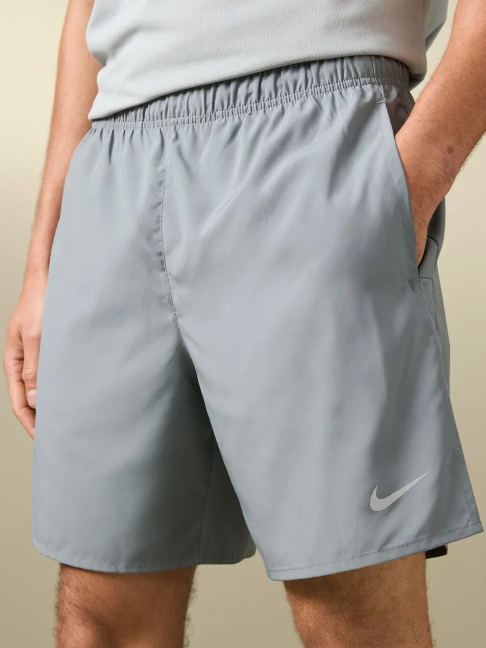Grijs - 7 inch - Nike Dri-FIT Challenger ongevoerde hardloopshort