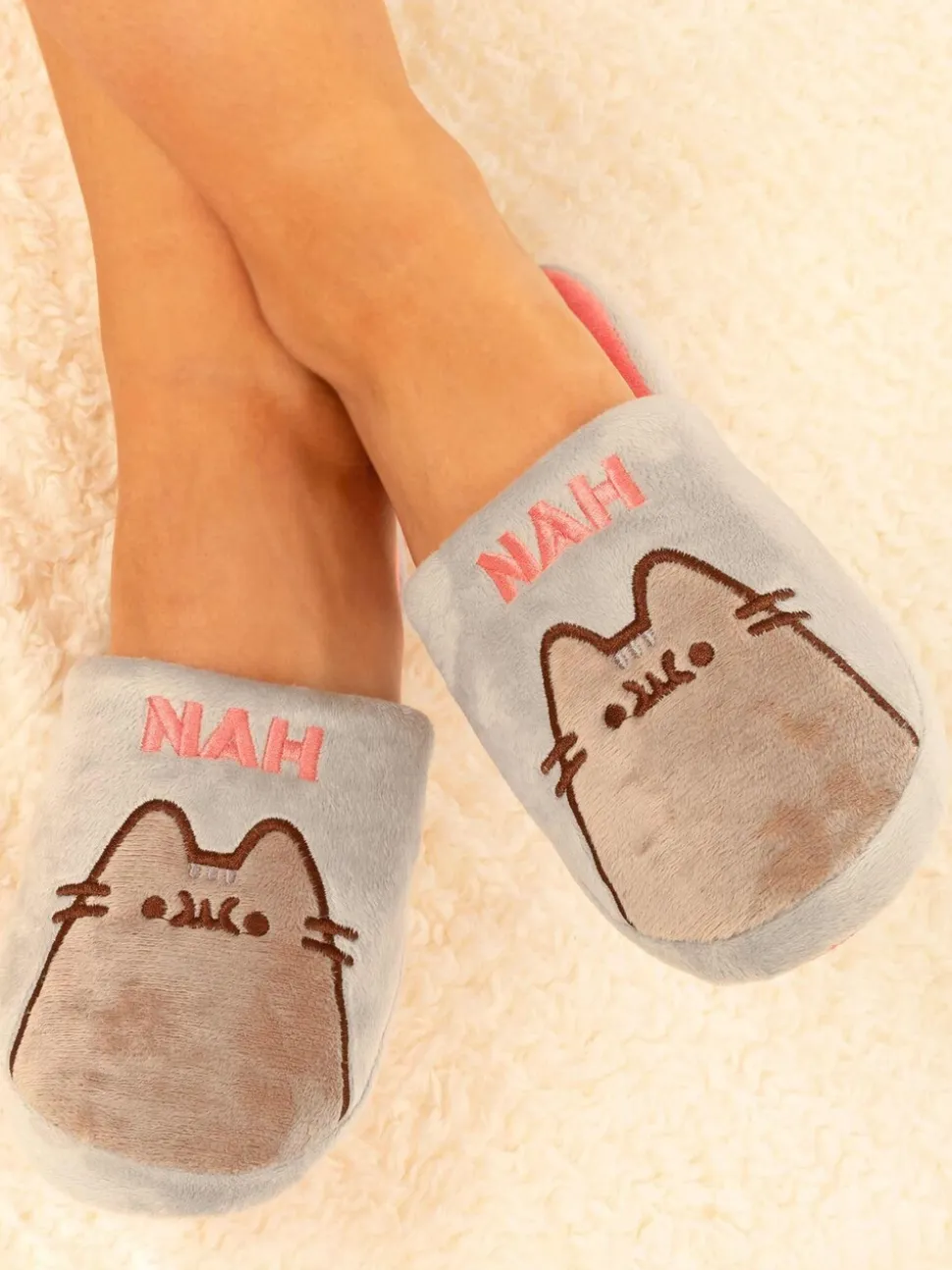 Grijs met Pusheen-kat - Vanilla Underground winterpantoffels voor volwassenen