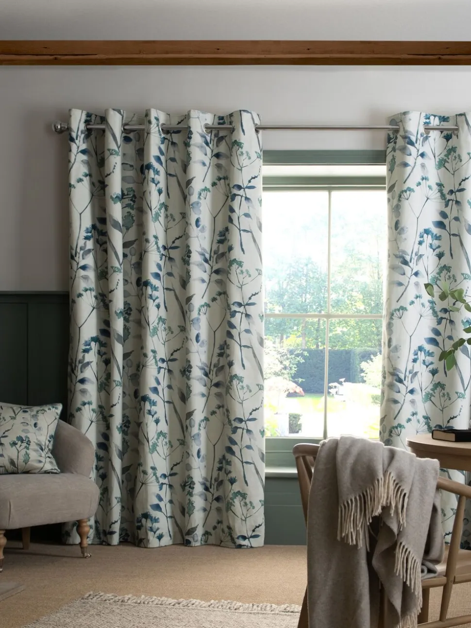 Isla ringgordijnen met bloemenprint